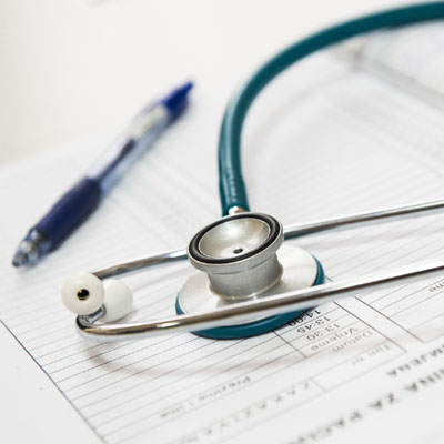 CONTROLE MEDICAL PAR L’EMPLOYEUR – ARRETS MALADIE – INAPTITUDE : LES REFLEXES A CONNAITRE